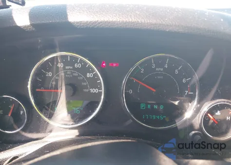 2015 Jeep Wrangler Unlimited Sport z USA, uszkodzony, nr VIN 1C4BJWDG6FL522316